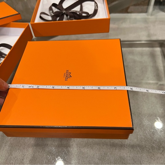Hermes Gift Box - Picture 8 of 9
